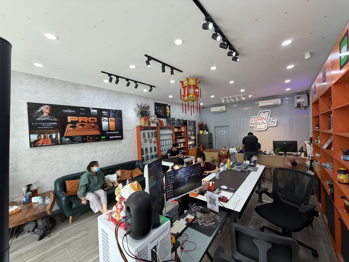 Khu vực trưng bày